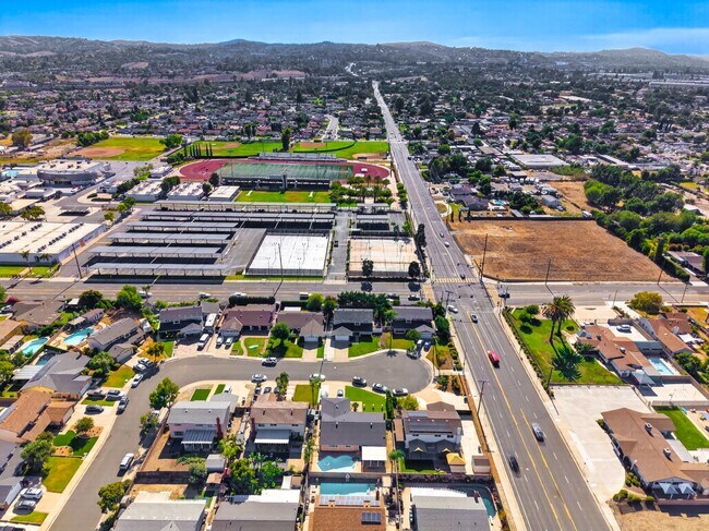 Building Photo - 13324 San Martin Pl