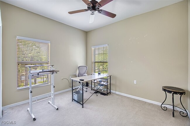 Building Photo - 3230 Cottonwood Bend