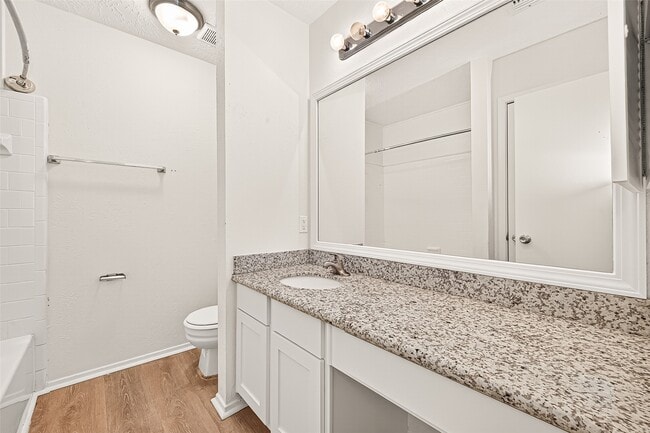 Building Photo - 7107 Gettysburg Dr