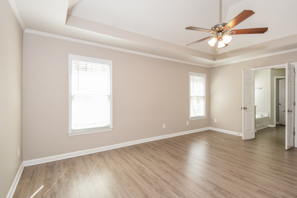 Building Photo - 2969 Kaley Dr NW