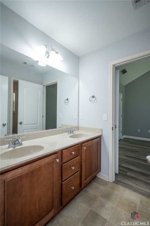 Building Photo - 168 Putters Dr