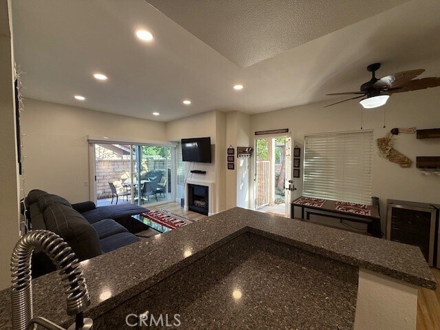 Building Photo - 18940 Canyon View Dr