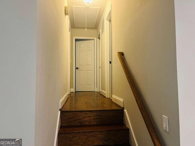 Building Photo - 2472 Ramblewood Ct