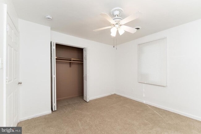 Building Photo - 6510 Joplin St