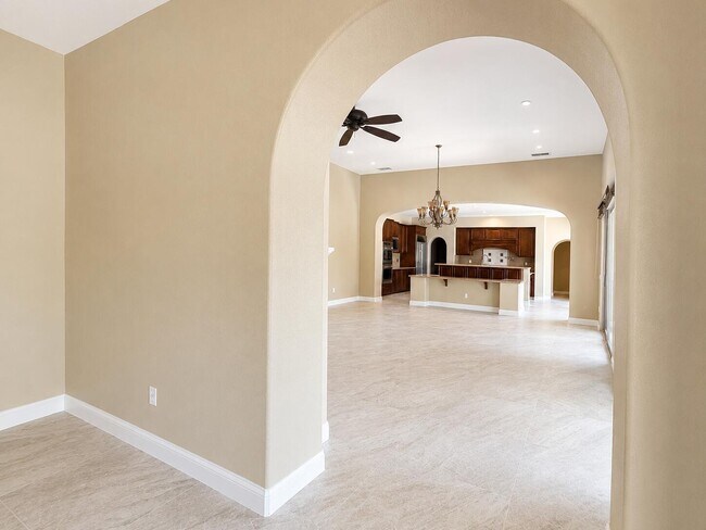 Building Photo - 3035 Arroyo Seco