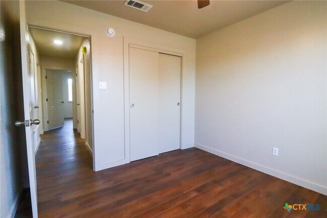 Building Photo - 3218 Rampart Loop