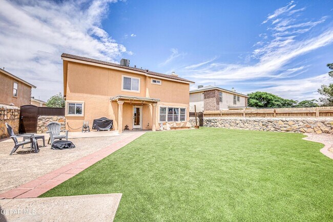 Building Photo - 12748 Tierra Pueblo Dr
