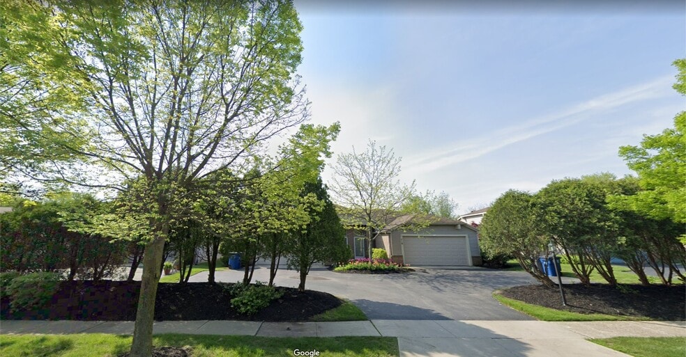 Building Photo - 716 Hilltop Ln