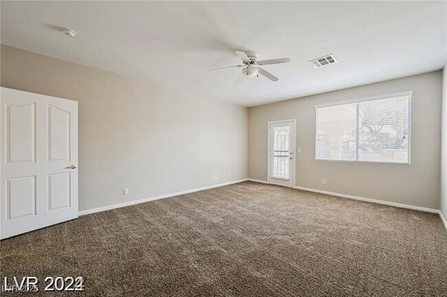 Building Photo - 2255 Early Frost Ave
