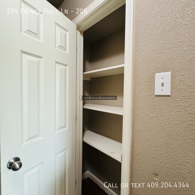 Building Photo - 294 Prince Hall Ln