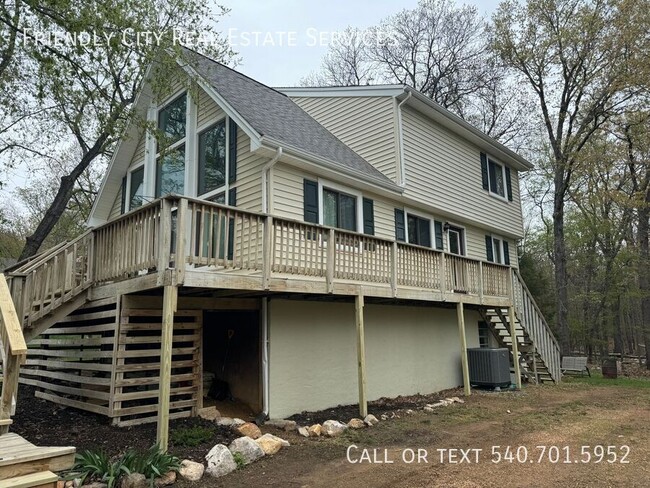 Building Photo - 2042 Hawksbill Rd