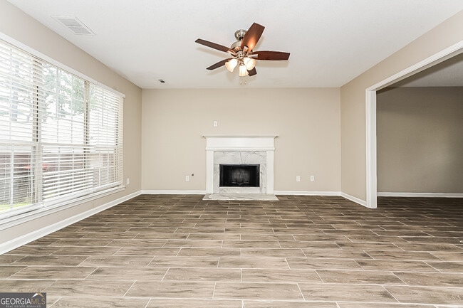 Building Photo - 176 Pine Branch Dr