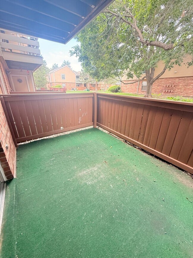 Building Photo - 2BR/2BA | Newly Renovated Condo| Nice views of grassy area | Community Pool!