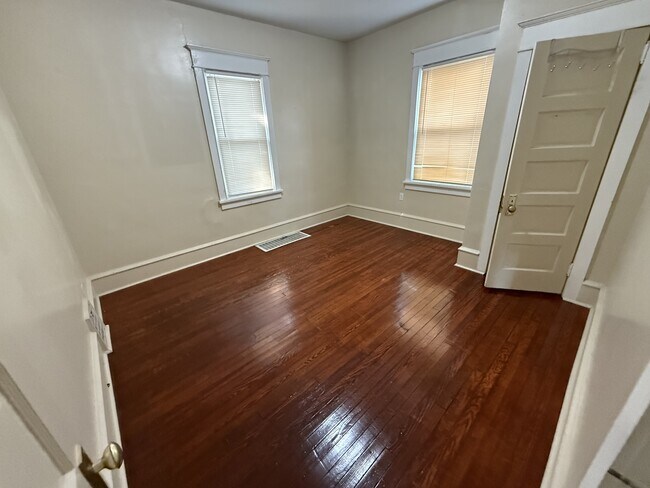 Building Photo - 2445 43rd St