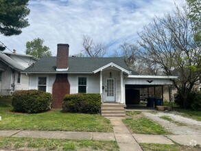 Building Photo - Two bedroom in Alton