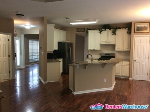 Building Photo - 3939 Berwick Farm Dr