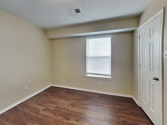 Building Photo - 16650 Beckland Ln