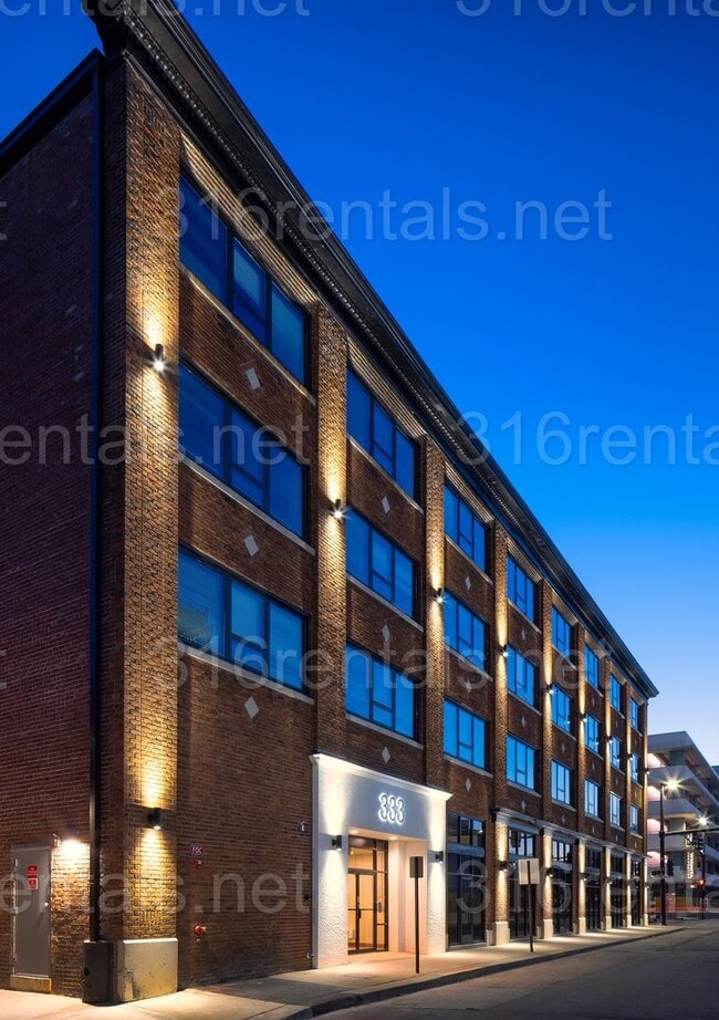 Building Photo - 333 N English St