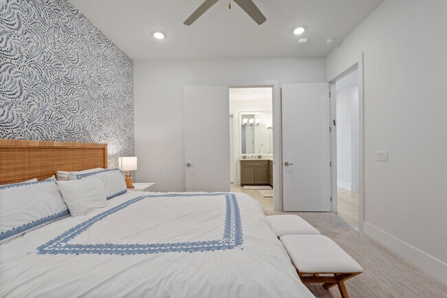 Building Photo - 15260 TX-105