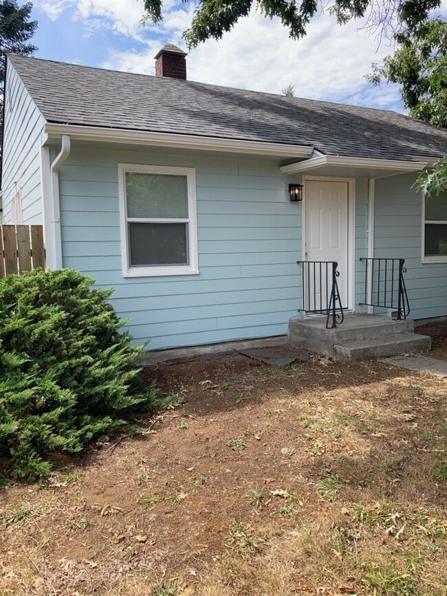 Primary Photo - Remodeled 2 Bedroom Home with Garage!