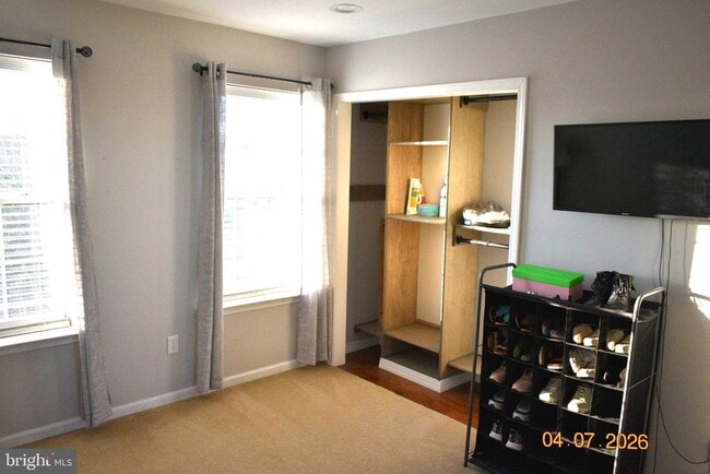 Building Photo - 1244 Rosemont Terrace