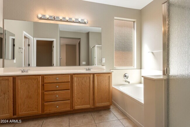 Building Photo - 30153 N 71st Dr