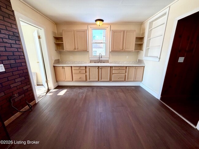 Building Photo - 1502 Culbertson Ave