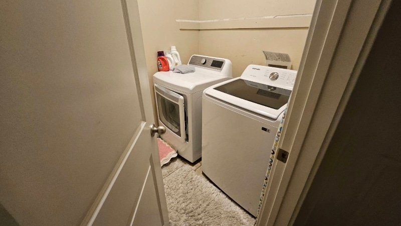 Building Photo - 1676 S 500 W St