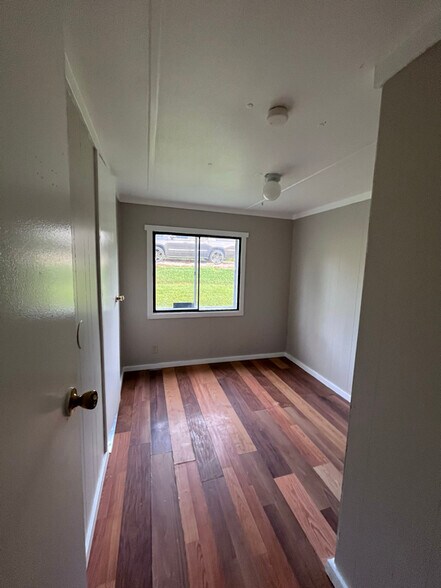 Building Photo - 2409 Swope Rd