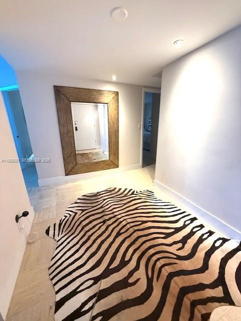 Building Photo - 1121 Crandon Blvd