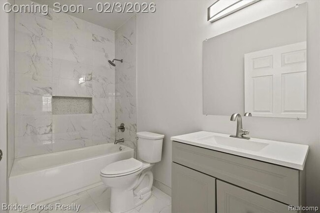 Building Photo - 5685 Twin Oaks Dr