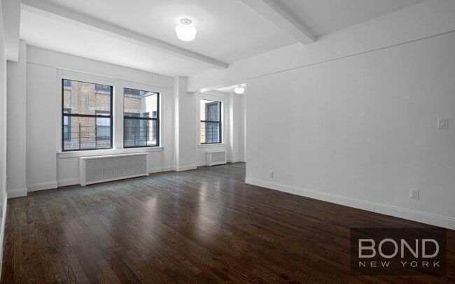 Building Photo - 12 East 86th St