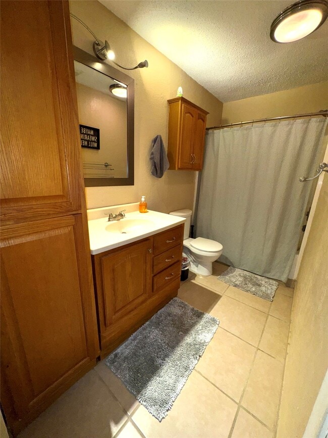 Building Photo - 15359 Falmouth Ave