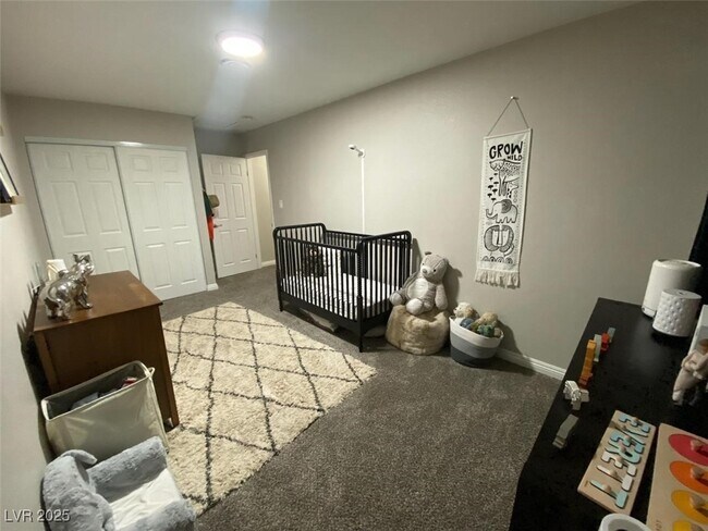 Building Photo - 3011 Burton Ave