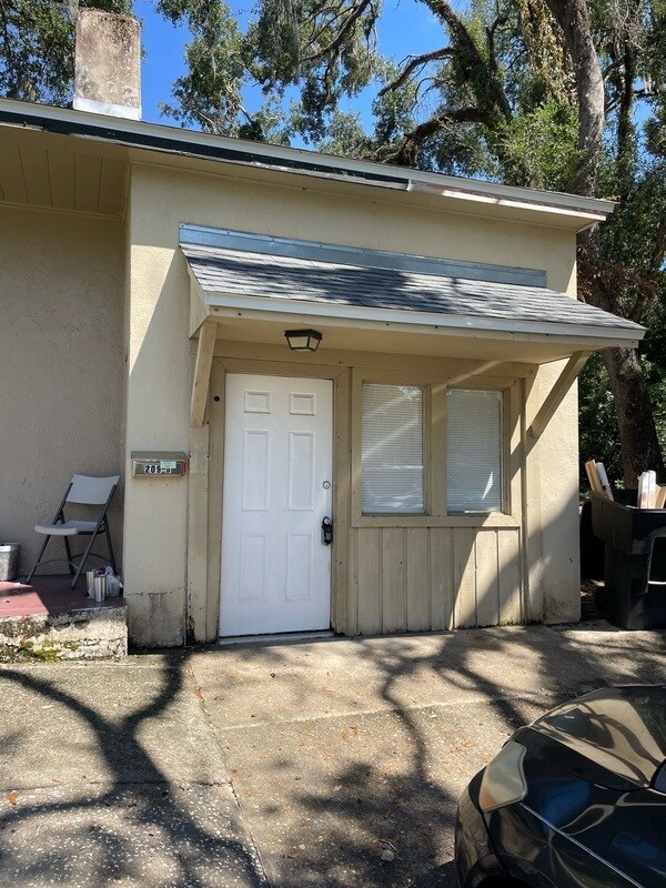Building Photo - 209 Lovelace Dr