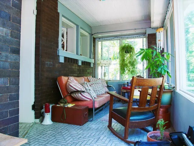 Building Photo - 5522 N Wayne Ave