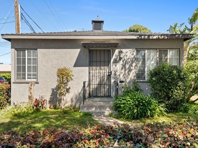 Building Photo - 2117 Stewart St