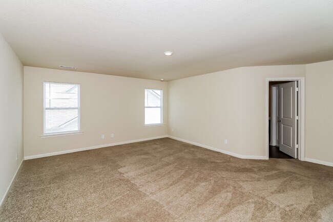 Building Photo - 143 Innis Brk Cir