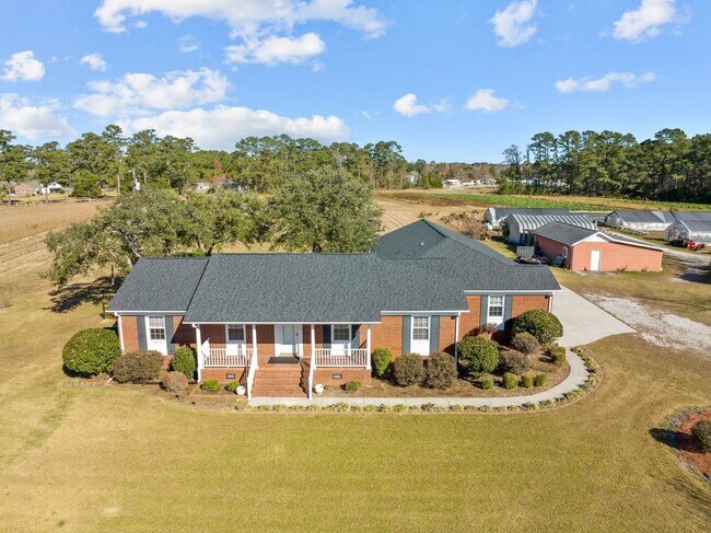 Building Photo - 4015 Freedom Way