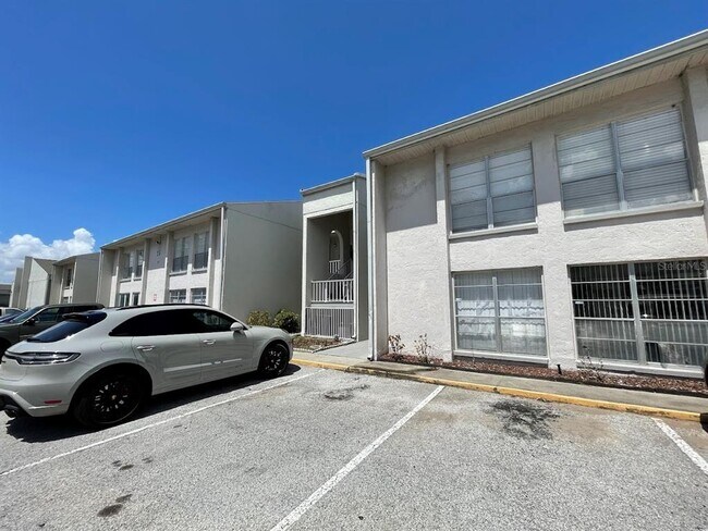 Building Photo - 2625 FL-590