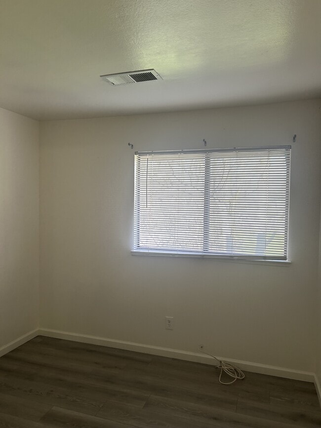 Building Photo - 1808 Colorado Ave