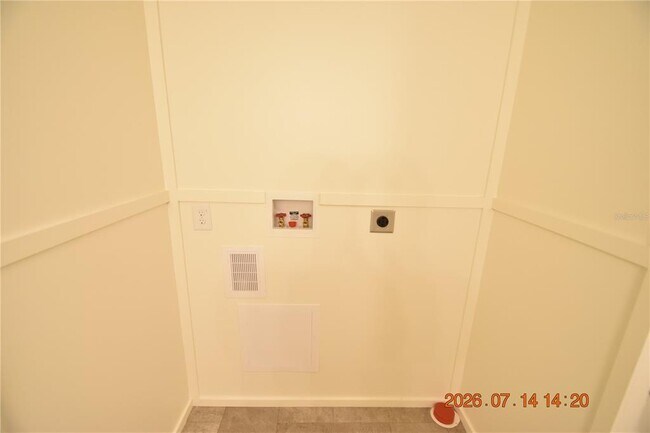 Building Photo - 6560 W Avocado St
