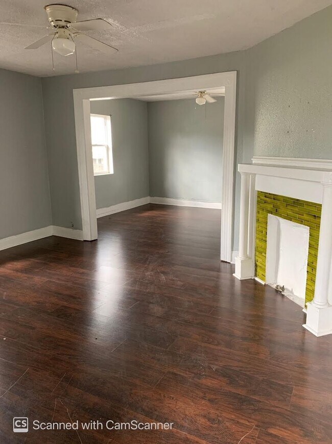 Building Photo - 156 Gunckel Ave