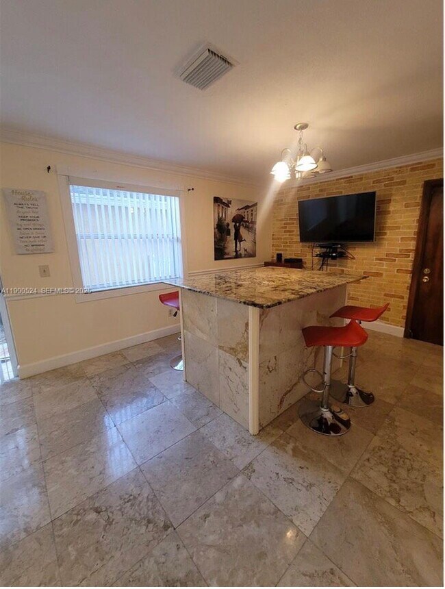 Building Photo - Northwest 13th Street, Pembroke Pines, FL 33026 - 3 BR 2.5 BA single-family home