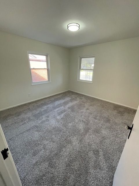 Building Photo - Newly renovated 4 bedroom 1.5 bath  Home i...