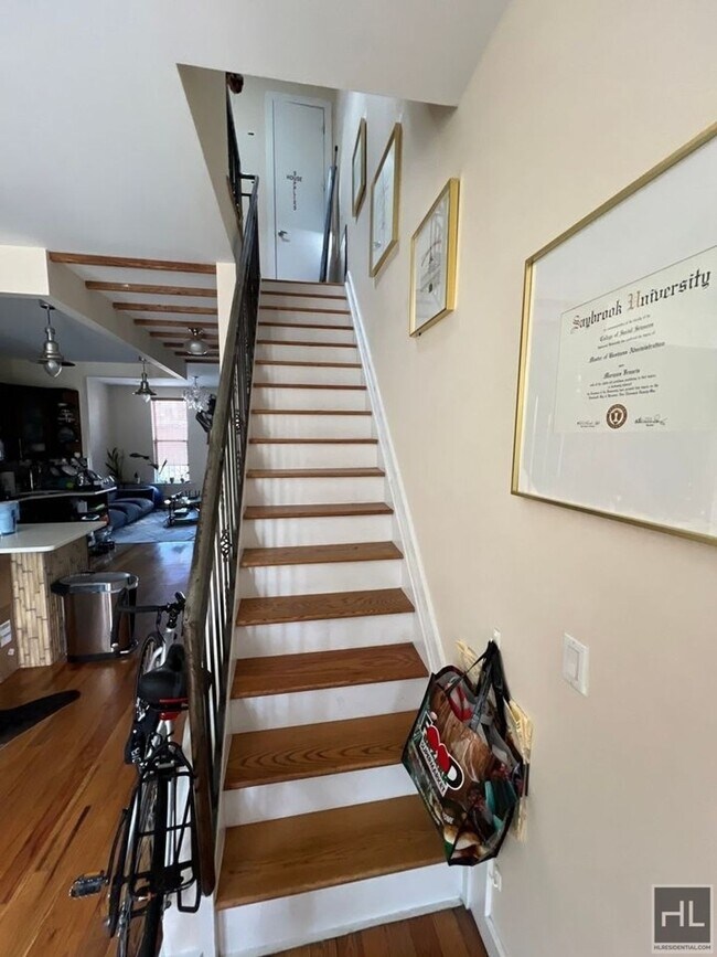 Building Photo - COOPER STREET