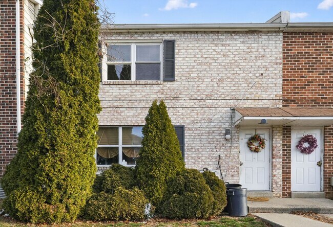 Building Photo - 2 Bedroom apartment in Eagleville