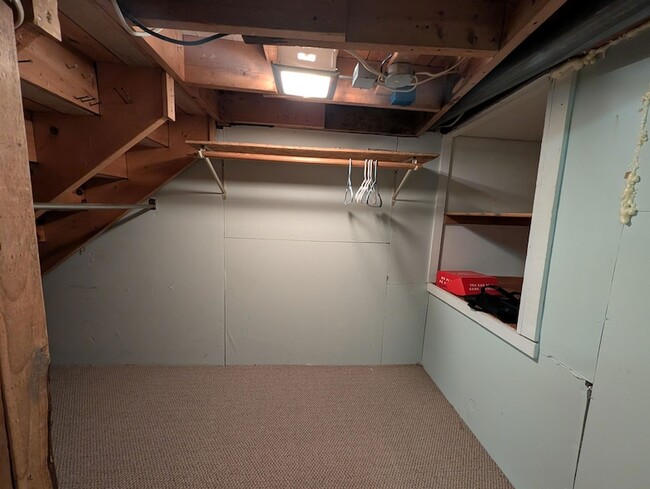 Building Photo - 116 High St