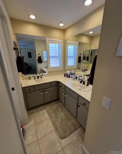 Building Photo - 4746 Mahogany Dr