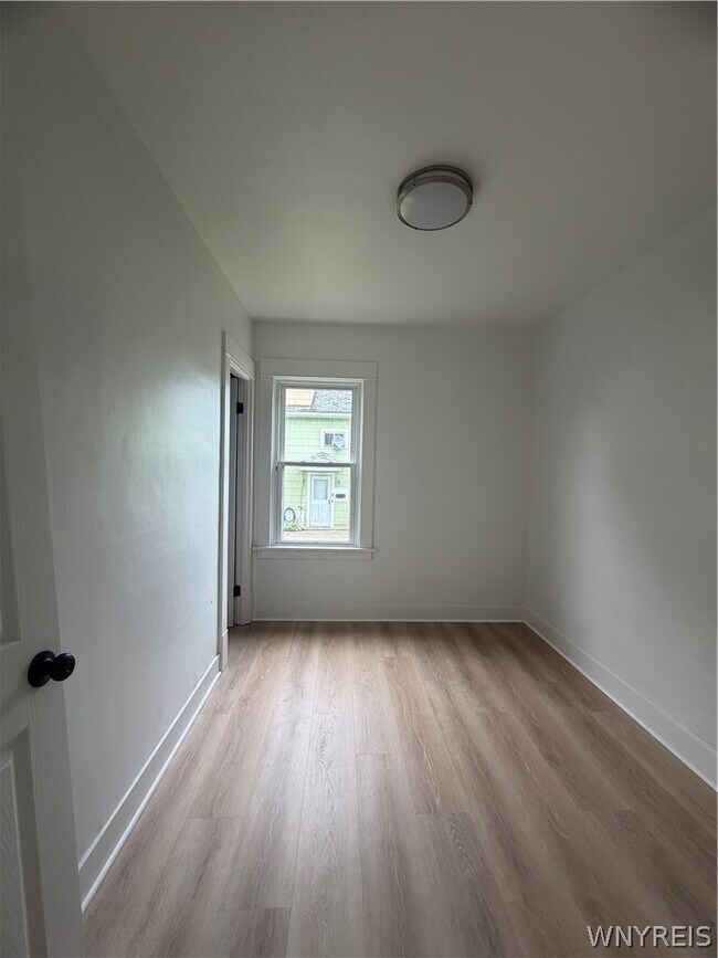 Building Photo - 73 Hedwig Ave
